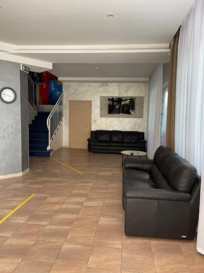 Hotel New Happy Rimini Luaran gambar