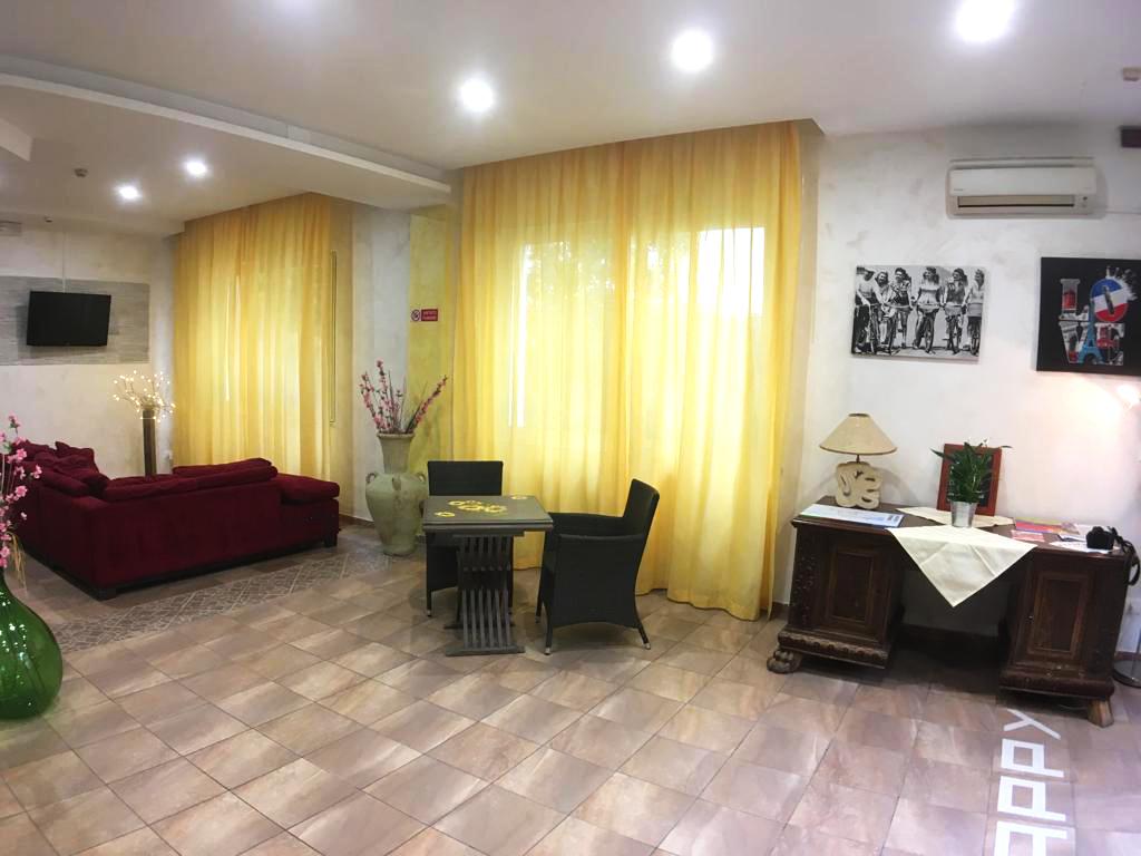 Hotel New Happy Rimini Luaran gambar