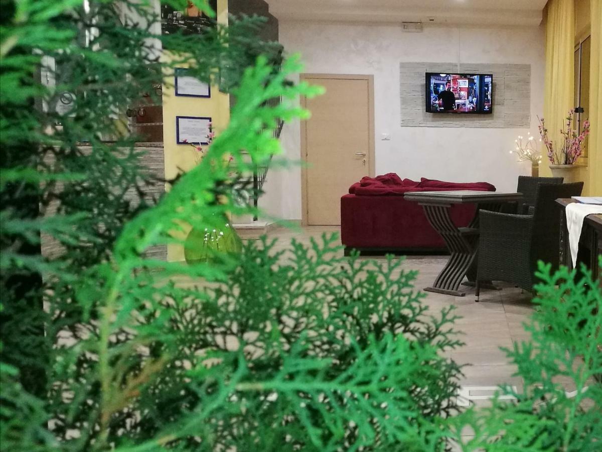 Hotel New Happy Rimini Luaran gambar
